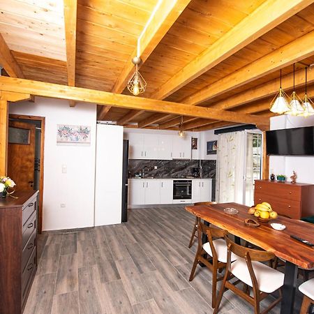 Christos Appartments Lazaráta Екстериор снимка