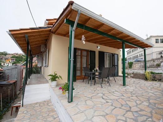 Christos Appartments Lazaráta Екстериор снимка